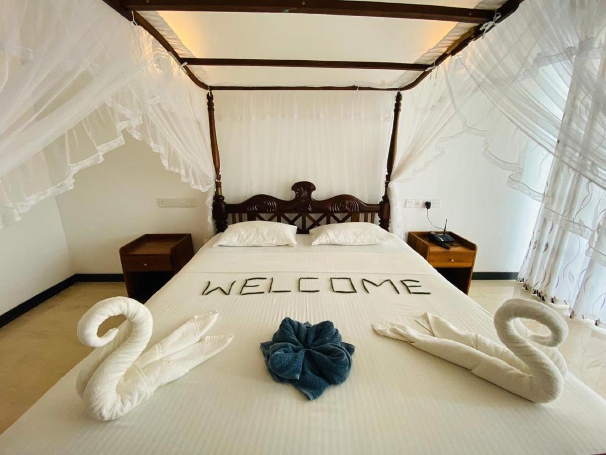 Hotel Neptune Bay Unawatuna Beach מראה חיצוני תמונה